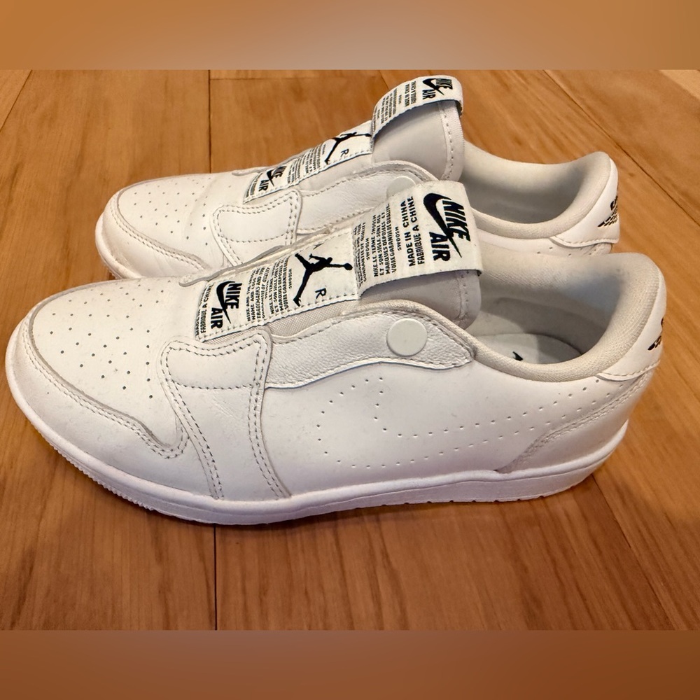Nike Air Jordan White Leather Slip On Sneakers
Size 6 - Picture 2 of 6